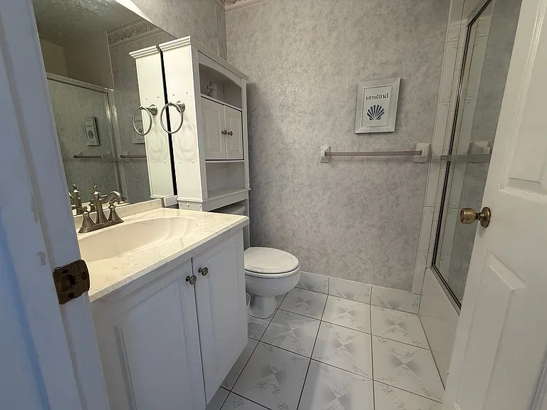675 W Lake Jasmine Cir — Photo 18