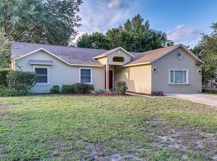 3011 E Beaumont Ln, Eustis, FL 32726