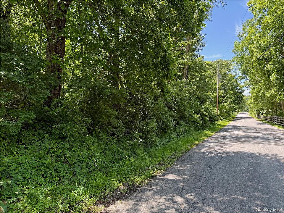1st image of Schoolhouse Road