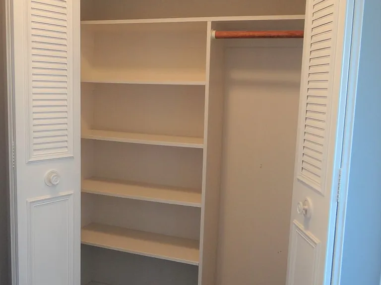 6025 Shore Blvd S #604 — Photo 9