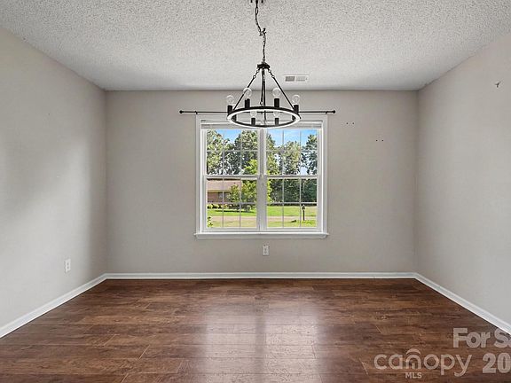 4th image of 1341 E Cannon Ave