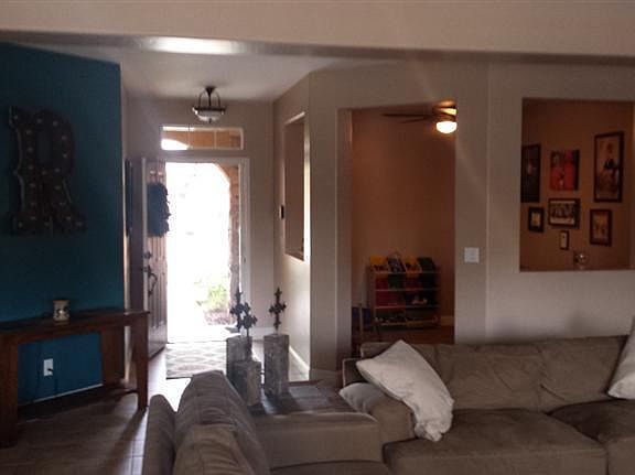 4th image of 2733 W Newton Ct