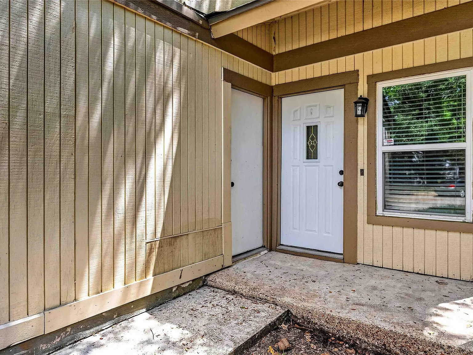 3 bed, 2.5 bath, 1680 sqft, $1,850 — Photo 3