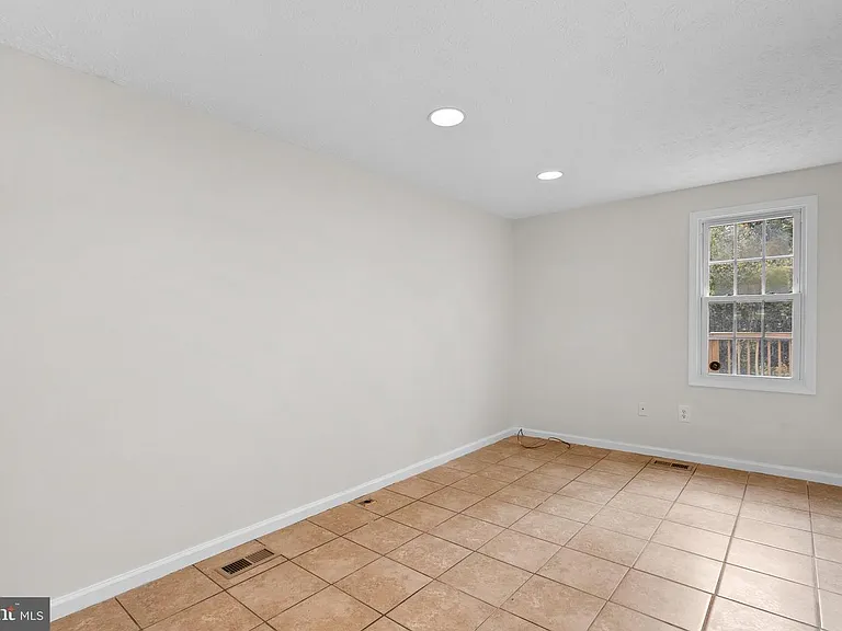 14205 Castlemoor Ct — Photo 38