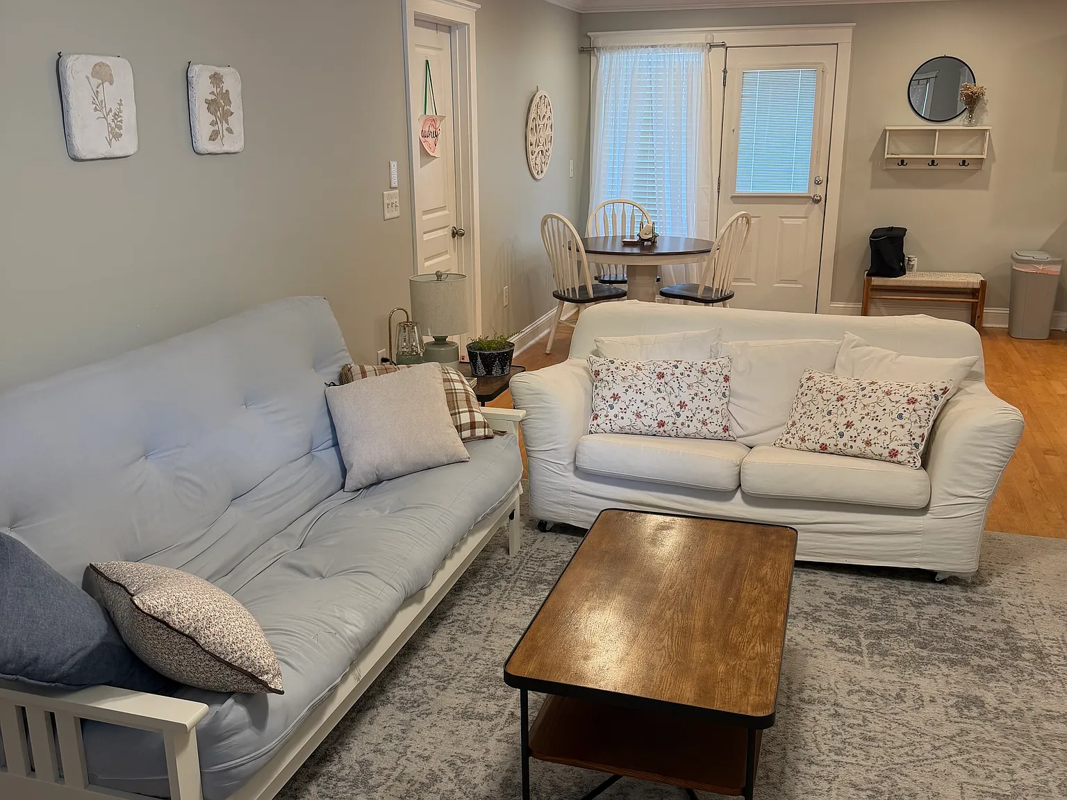 3 bed, 1444 sqft, $2,100 — Photo 3
