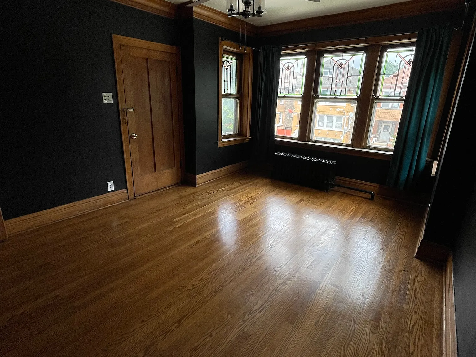 2 bed, 1000 sqft, $1,300 — Photo 2
