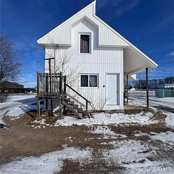 1380 Miramichi Ave — Photo 3