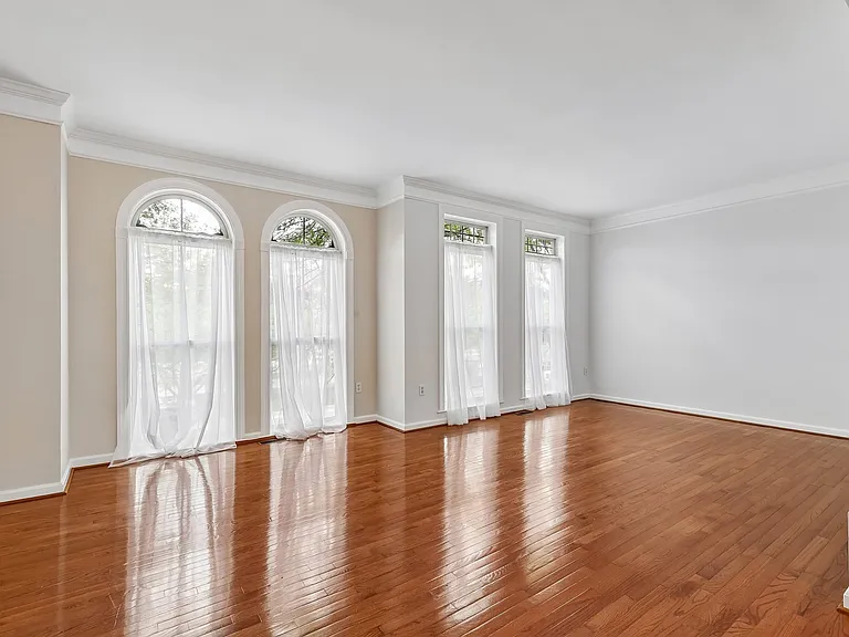 5016 Gardner Dr — Photo 14