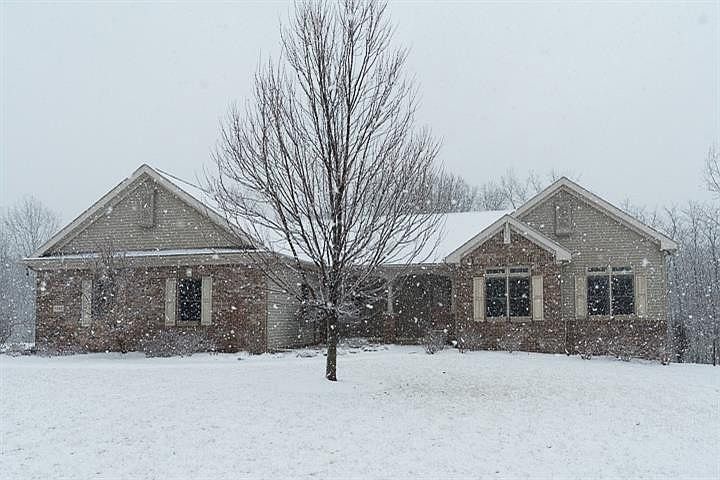 1st image of 7292 N Lake Orchard Dr