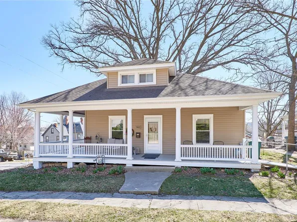 902 Tennessee St, Louisiana, MO 63353