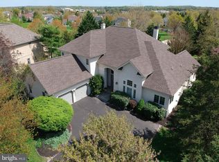 102 Inverness Dr, Blue Bell, PA 19422
