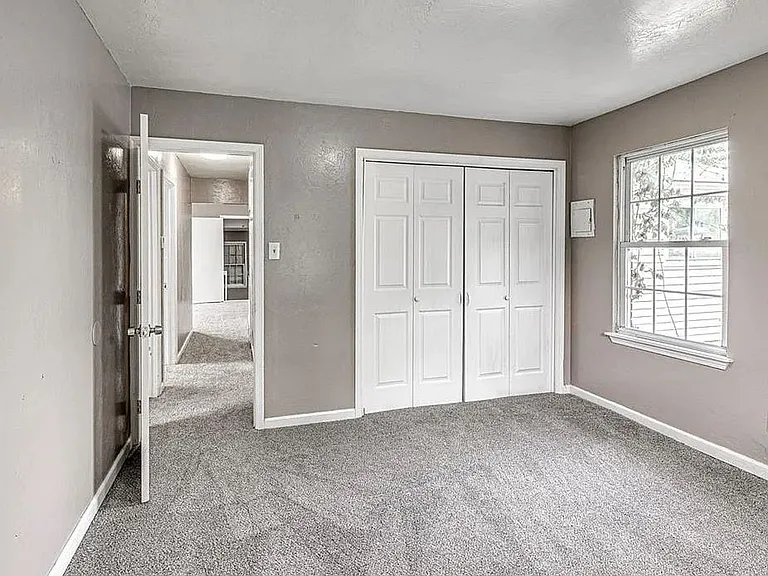 313 E Northrup Dr — Photo 13