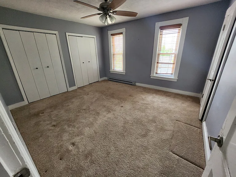 55-57 Fairview Ave #B — Photo 4