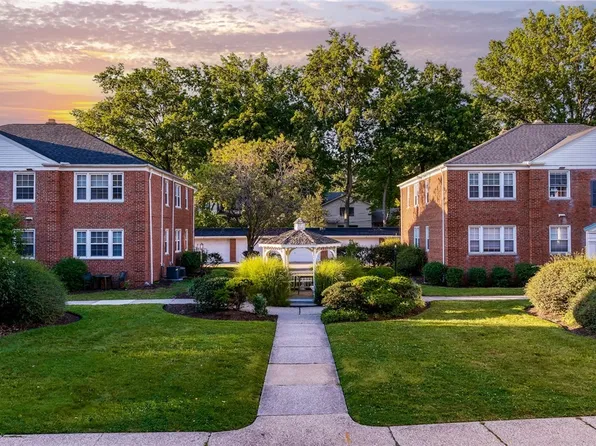 2397 Euclid Heights Blvd #C-4, Cleveland, OH 44106