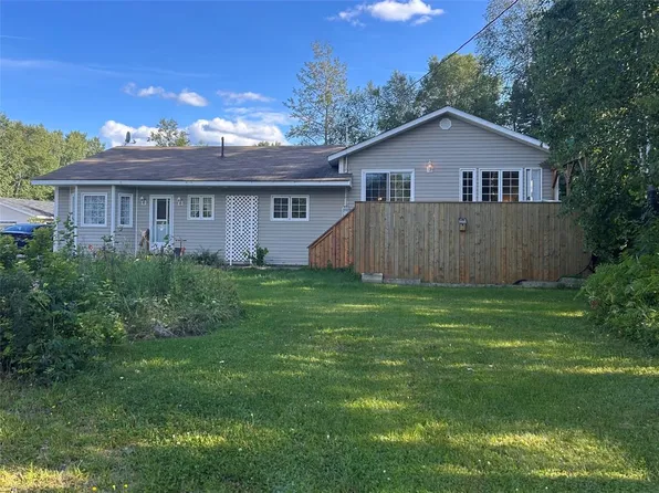 15 Kessessaskiou Street, Happy Valley-Goose Bay, NL A0P1E0