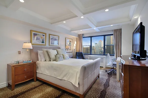 Sold by Corcoran | media 17