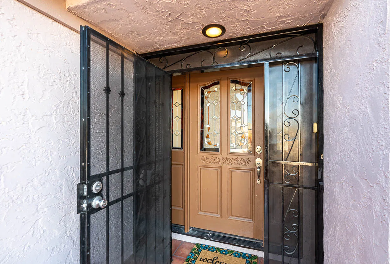 3 bed, 1446 sqft, $4,095 — Photo 3