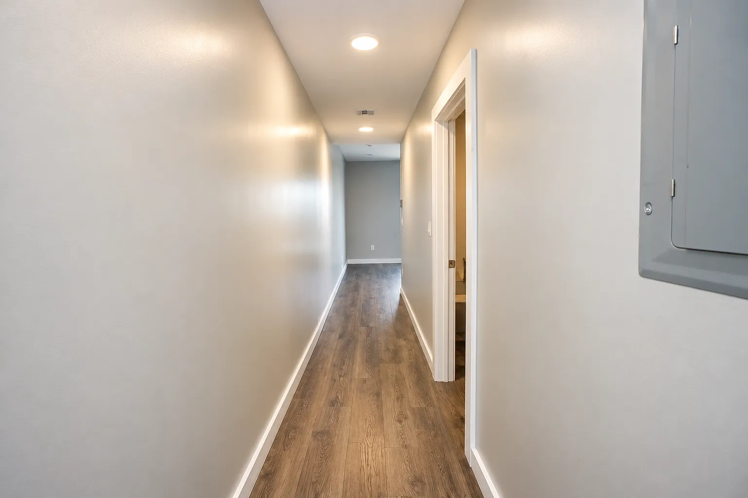 2 bed, $3,300 — Photo 3
