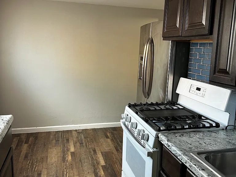 2611 W Wardcliffe Dr #A — Photo 11