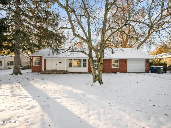 5845 Cook Dr, Toledo, OH 43615