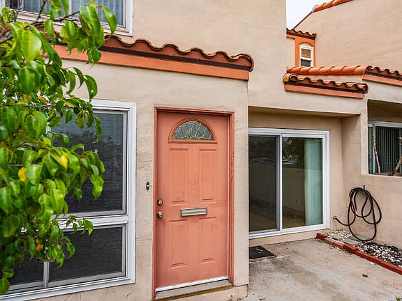 3rd image of 3410 Del Amo Blvd