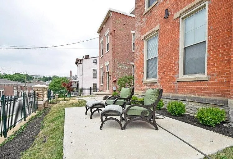 226 E Rochelle St #1 — Photo 20