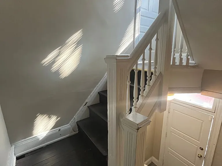 235 Emming St — Photo 6