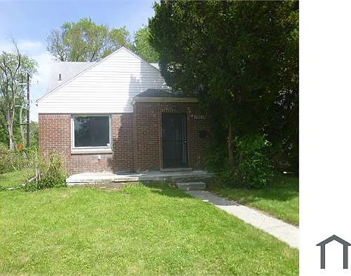 3 bed, 1062 sqft, $1,300 — Photo 1