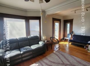1912 E Newberry Blvd #1912, Milwaukee, WI 53211