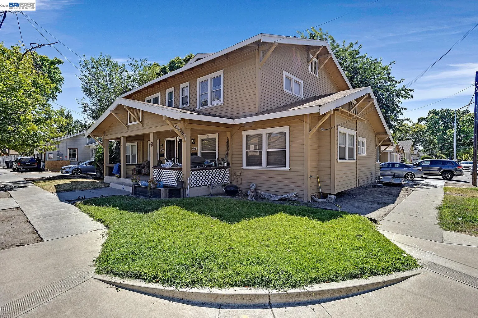 1245 Parker Ave photo 1