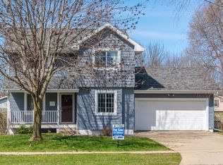 3290 5th St, Marion, IA 52302