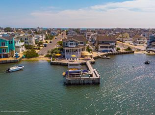 36 W 86th St, Brant Beach, NJ 08008