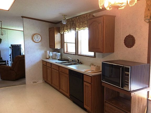 2nd image of 2310 Edwards Ln