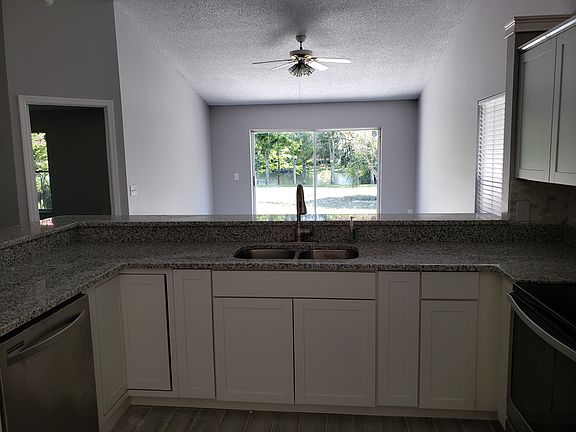 4th image of 2752 Tolworth Ave