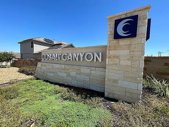 2nd image of 4430 Lake Ritter St