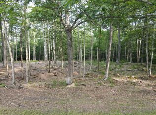 4 Oak Pond Rd, Skowhegan, ME 04976