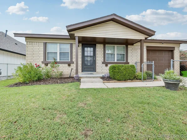 920 N Brown St, Sapulpa, OK 74066
