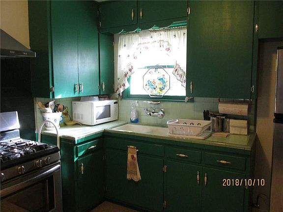 5th image of 1917 S China St