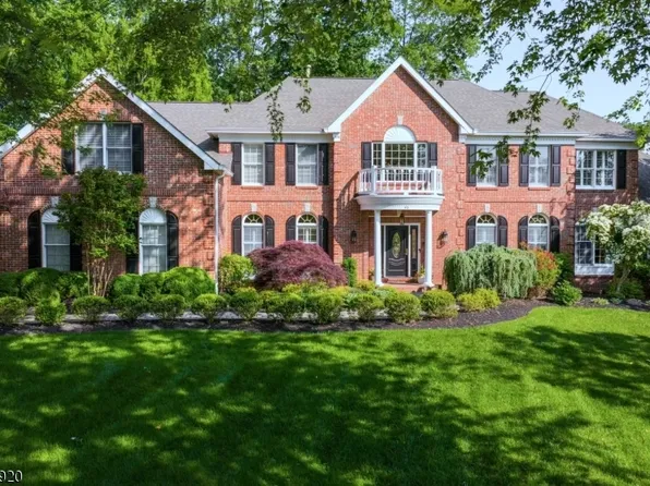 52 Independence Dr, Bernards Twp., NJ 07920