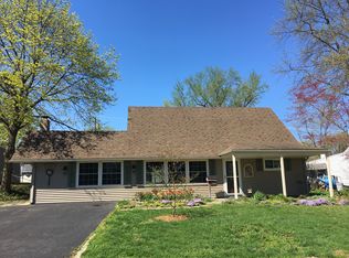 49 Cobalt Ridge Dr S, Levittown, PA 19057