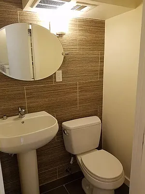 Rented by New York Casas Ltd. | media 30