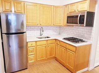 31-64 46th St #1C, Astoria, NY 11103