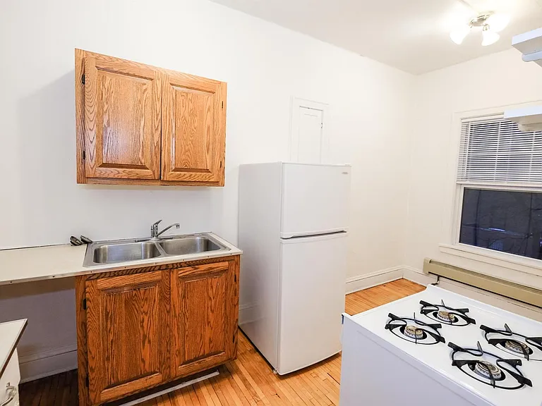 Grand Place Apartments — Photo 18