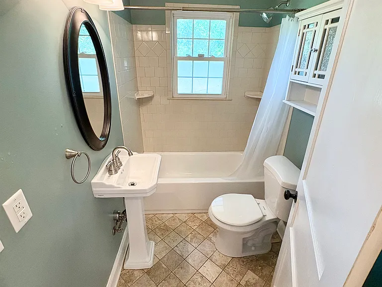 1233 Plymouth Ave — Photo 20
