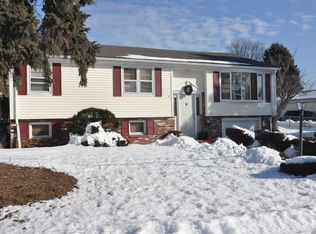 51 Alicant St, Providence, RI 02908