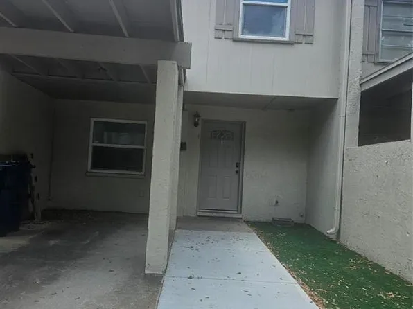 5134 Tennis Court Cir, Tampa, FL 33617