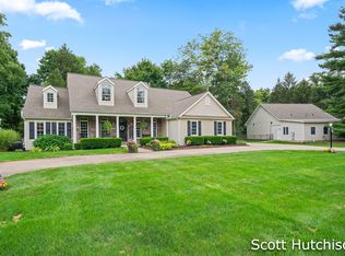 1988 Oak Bark Trl, Williamston, MI 48895