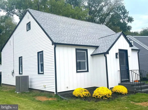 431 E Park Ave, Maple Shade, NJ 08052