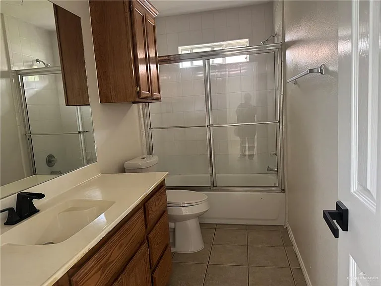 512 E Upas Ave #1 — Photo 7