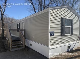 16 Amos Valley Dr, Springfield, IL 62702